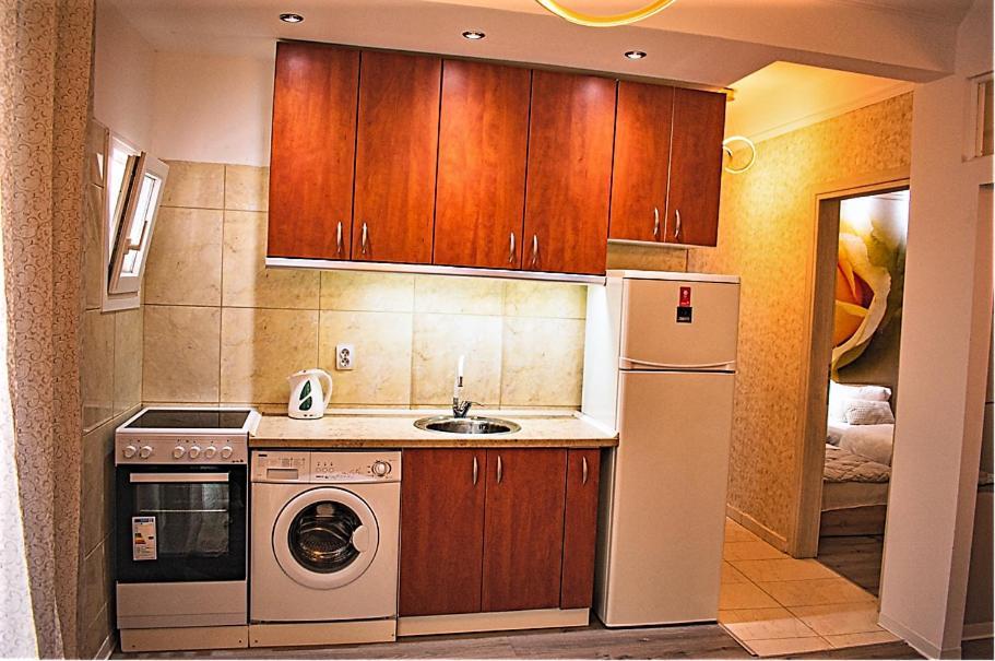 Kassandrou Suite Hot Tub-Jakuzzi - 2 Bedrooms - Big Balcony - Center Thessaloníki Eksteriør bilde